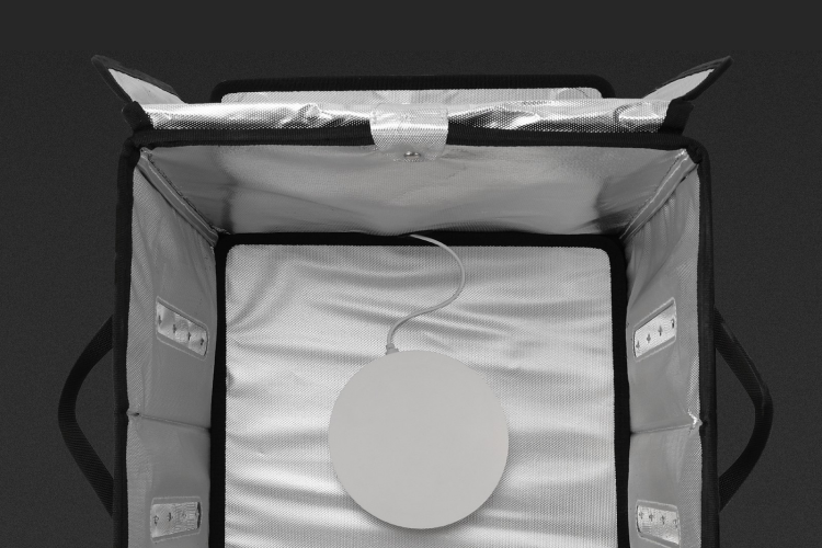 Image showing the large curing volume of the SainSmart UV Curing Box